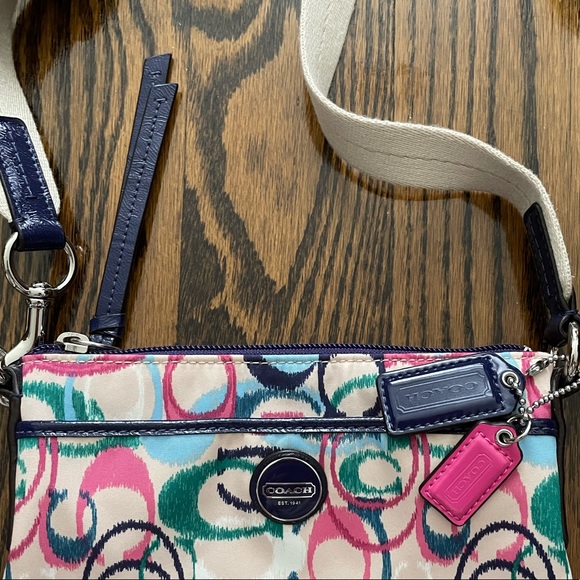 AUTHENTIC COACH purse and wallet - Picture 6 of 8